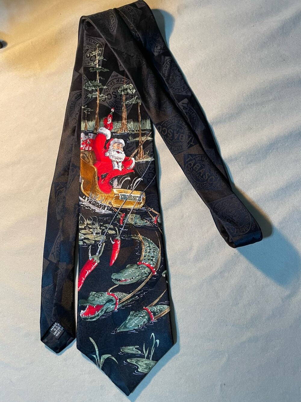 Santa In The Swamp Tabasco & Alligators Crocodiles Silk Art Tie NeckTie 4"w